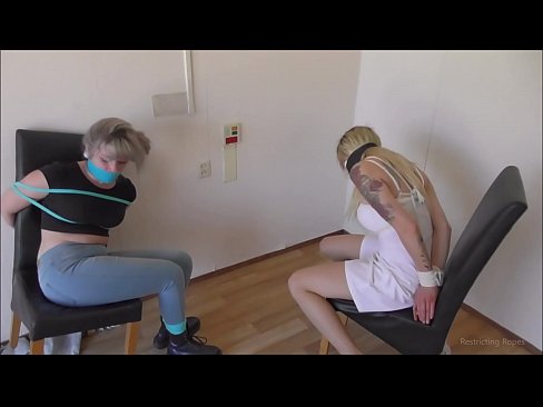 ❤️ Süchtig / gefesselt und geknebelt / Jungfrau in Nöten ❤❌ Homemade porn bei de.gaypornforyou.ru ☑